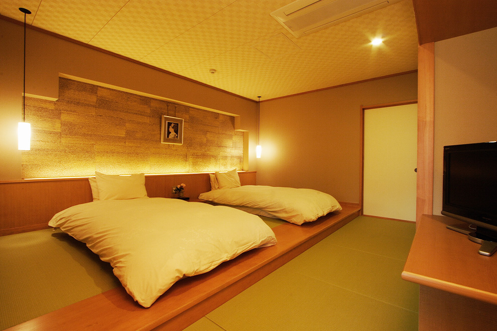 本館露天風呂付客室